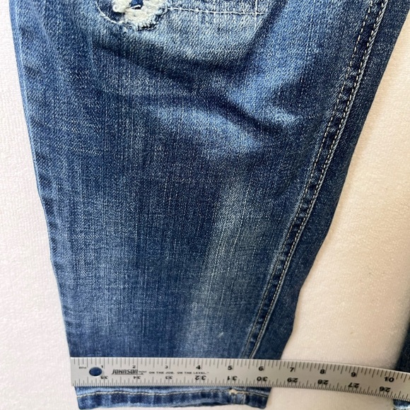 Maurices Distressed Relaxed Fit Jeans Womens 13/14 Plus Size Cute Stretch 2237 - Picture 6 of 9